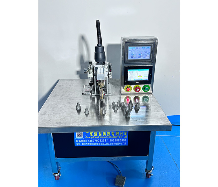 濾網(wǎng)直線點焊機(jī)